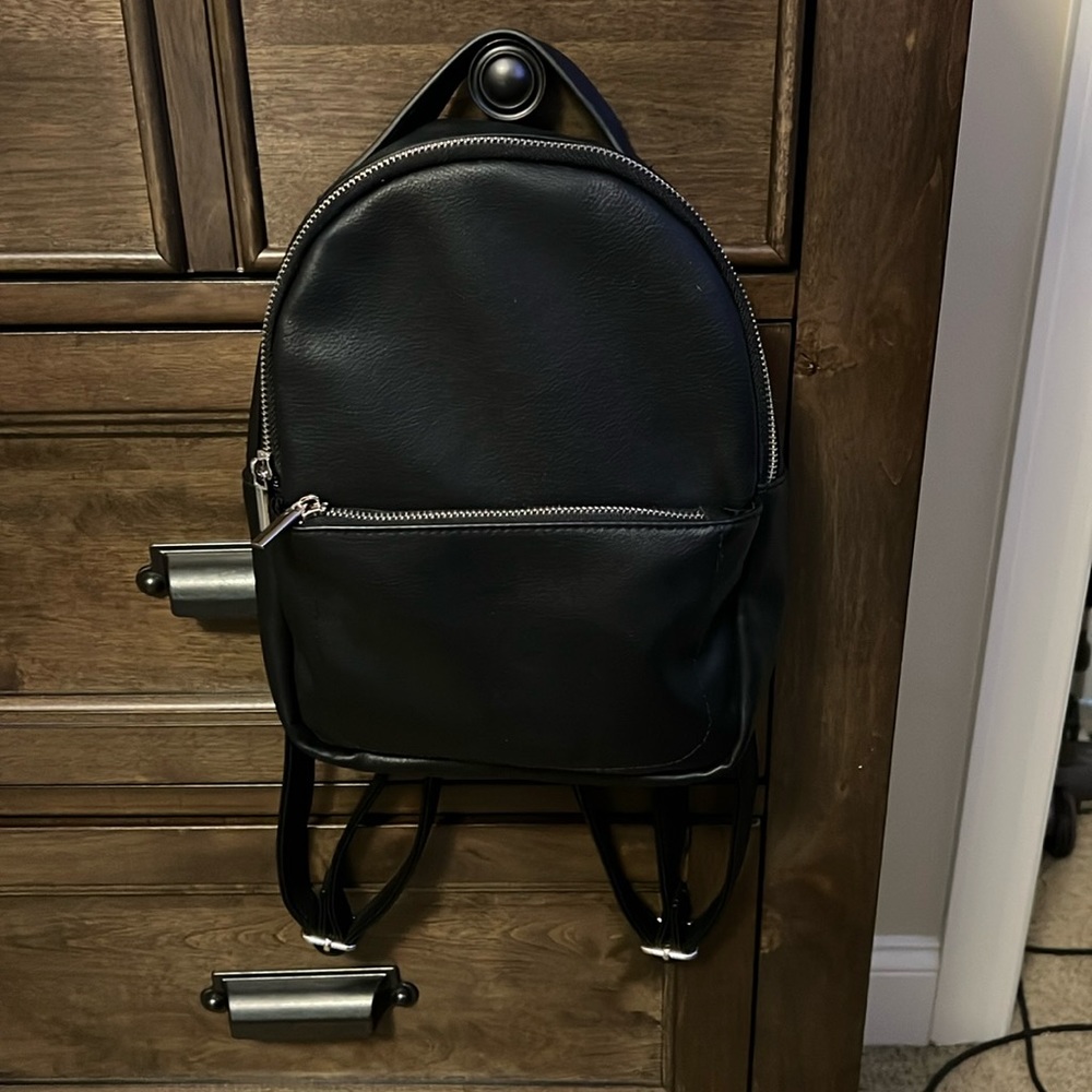 Women’s black backpack purse - Picture 1 of 4